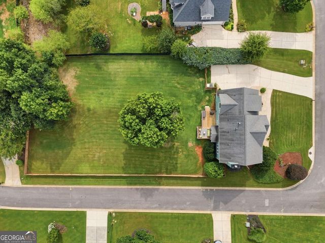 8205 Applewood Court, Gainesville, GA 30506