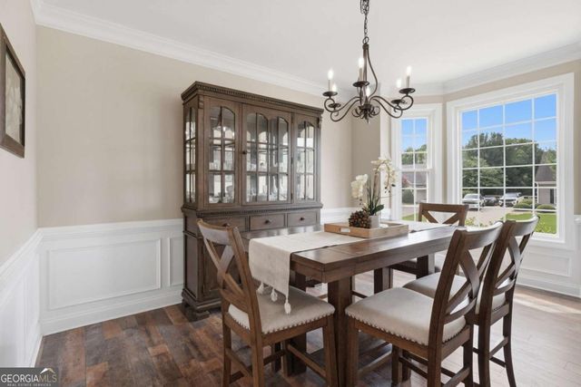 8205 Applewood Court, Gainesville, GA 30506