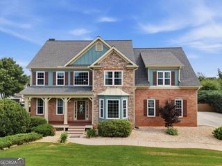 8205 Applewood Court, Gainesville, GA 30506