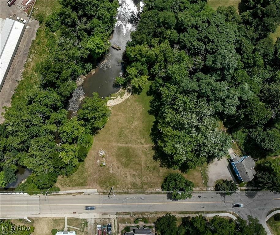 Walnut Avenue, Alliance, OH 44601