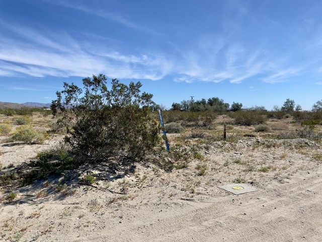 1 Smith Road, Sky Valley, CA 92241