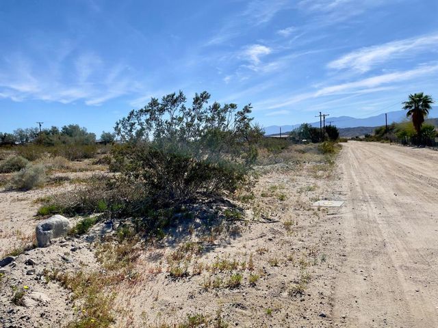 1 Smith Road, Sky Valley, CA 92241