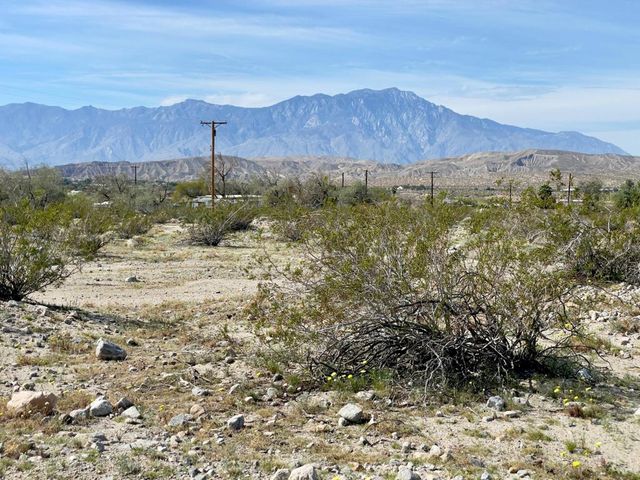 1 Smith Road, Sky Valley, CA 92241