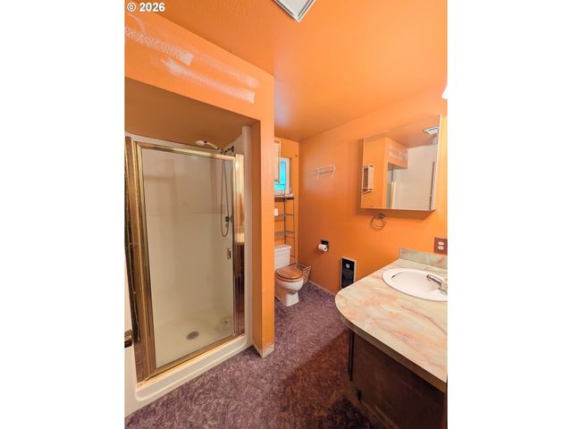 60923 OVERLOOK Dr, Cove, OR 97824