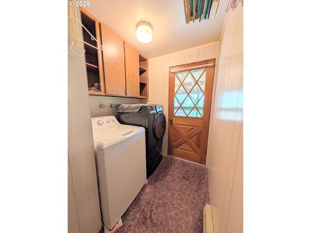 60923 OVERLOOK Dr, Cove, OR 97824