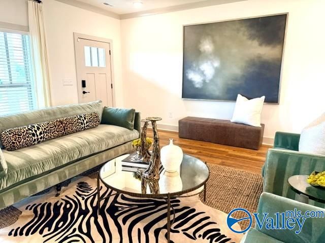 1000 Starling Drive, Priceville, AL 35603