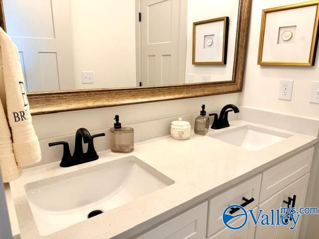 1000 Starling Drive, Priceville, AL 35603