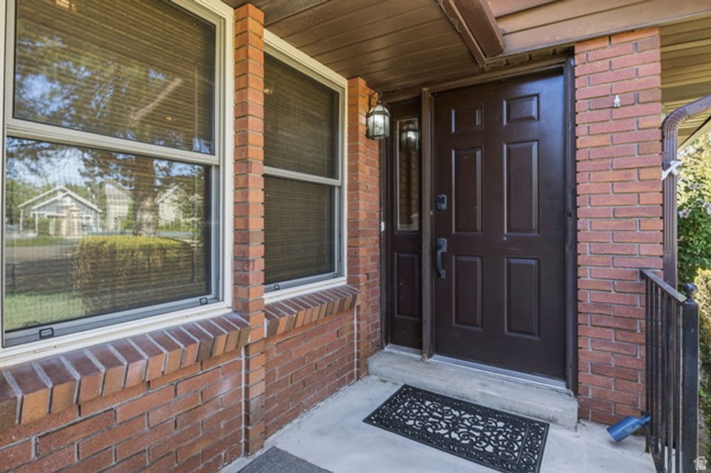 2424 E 4430 S, Holladay, UT 84124 — photo 5