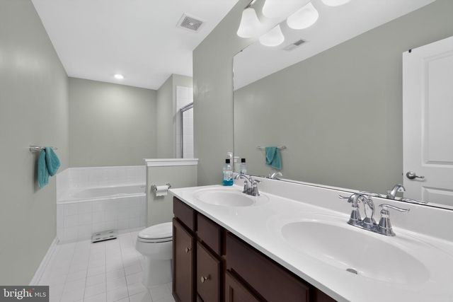 1551 EMILY CT, Hatfield, PA 19440