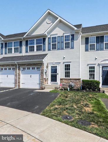 1551 EMILY CT, Hatfield, PA 19440