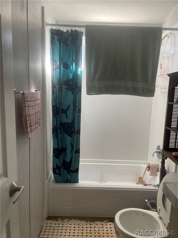 4025 N Bluewater Drive, Hernando, FL 34442