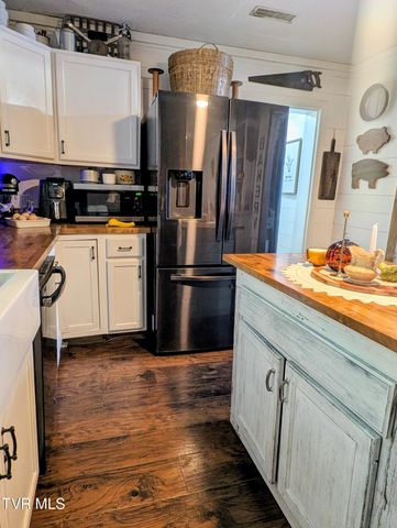 718 Goshen Valley Road, Church Hill, TN 37642