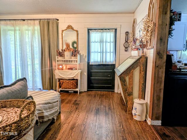 718 Goshen Valley Road, Church Hill, TN 37642