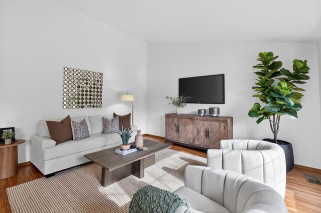 2801 Countryside Dr, Placerville, CA 95667