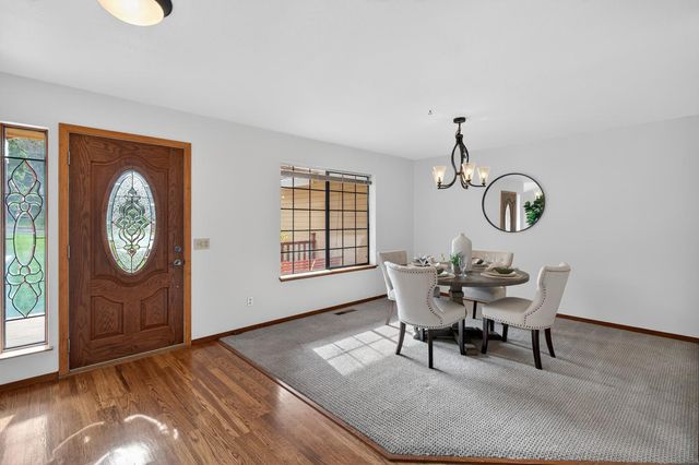 2801 Countryside Dr, Placerville, CA 95667