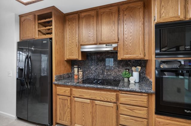 2801 Countryside Dr, Placerville, CA 95667