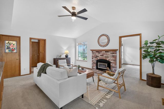 2801 Countryside Dr, Placerville, CA 95667