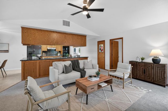 2801 Countryside Dr, Placerville, CA 95667