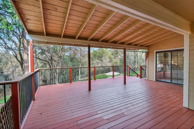 2801 Countryside Dr, Placerville, CA 95667