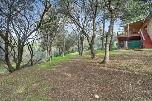 2801 Countryside Dr, Placerville, CA 95667