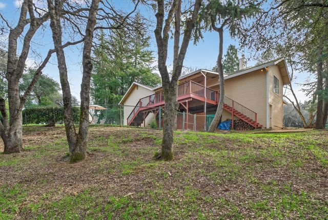 2801 Countryside Dr, Placerville, CA 95667