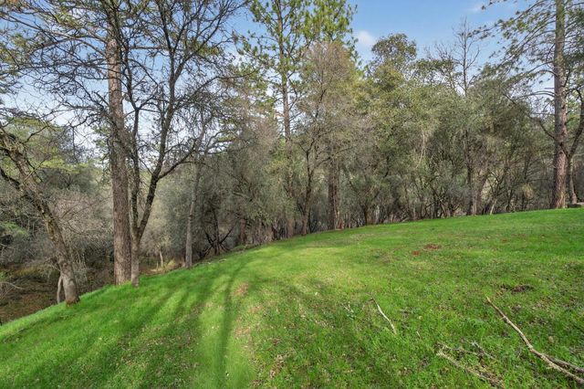 2801 Countryside Dr, Placerville, CA 95667