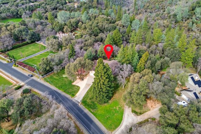 2801 Countryside Dr, Placerville, CA 95667