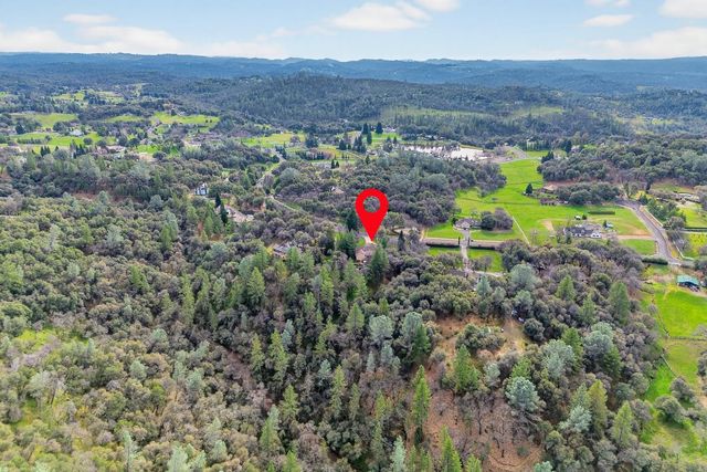 2801 Countryside Dr, Placerville, CA 95667