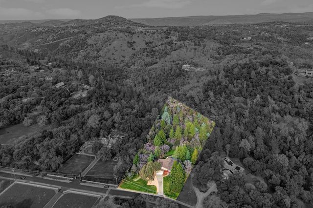 2801 Countryside Dr, Placerville, CA 95667