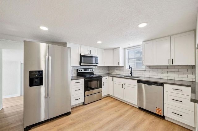 5502 40TH STREET N, St Petersburg, FL 33714