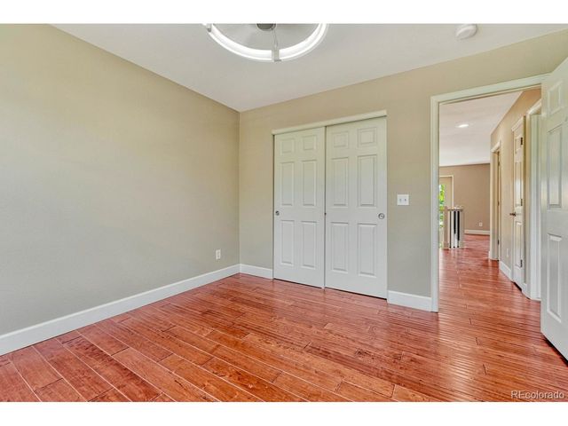 10202 Nickolas Ave, Littleton, CO 80130