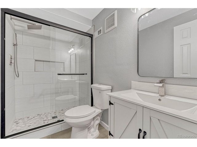 10202 Nickolas Ave, Littleton, CO 80130