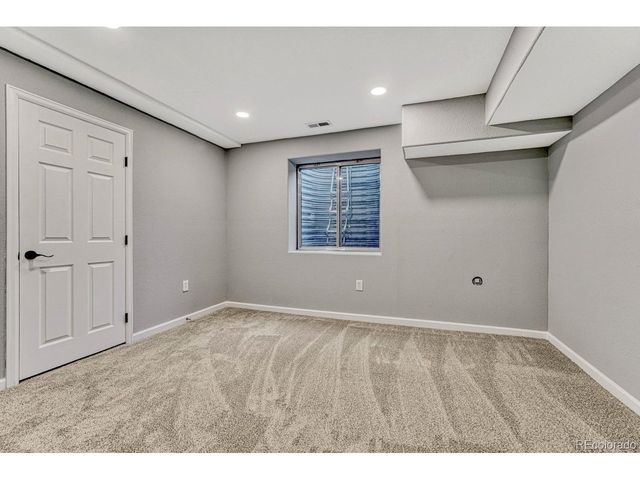 10202 Nickolas Ave, Littleton, CO 80130