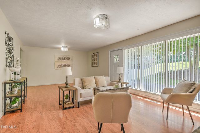 4148 Skyland Drive, Kingsport, TN 37664