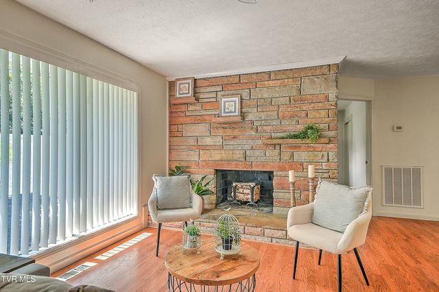 4148 Skyland Drive, Kingsport, TN 37664
