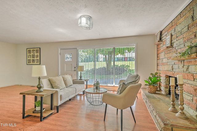 4148 Skyland Drive, Kingsport, TN 37664