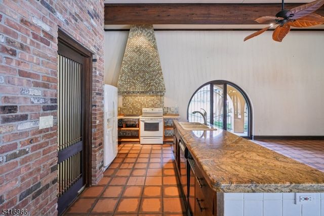 9 Jonathan Smith Rd, Morris Twp., NJ 07960