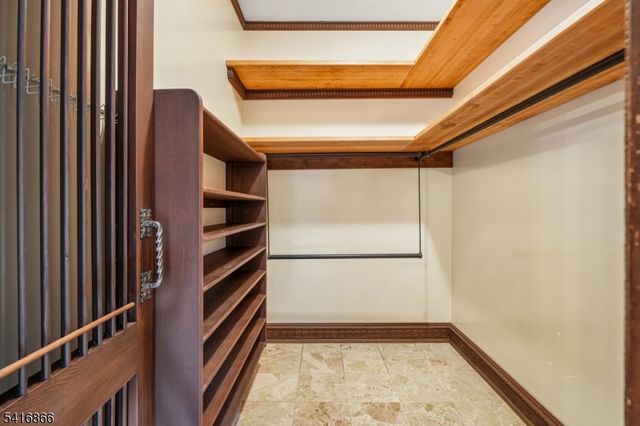 9 Jonathan Smith Rd, Morris Twp., NJ 07960