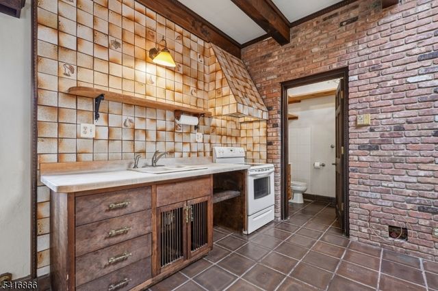 9 Jonathan Smith Rd, Morris Twp., NJ 07960