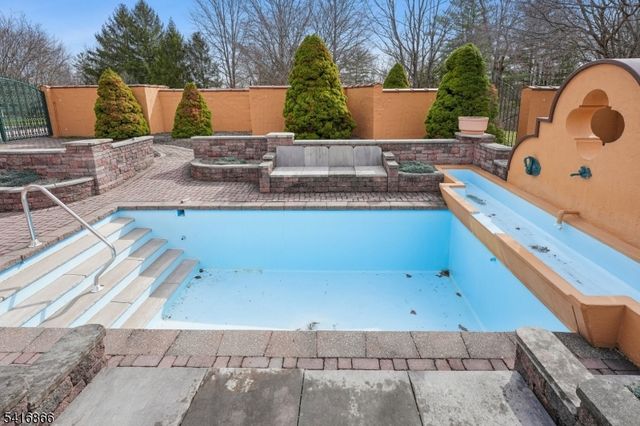 9 Jonathan Smith Rd, Morris Twp., NJ 07960