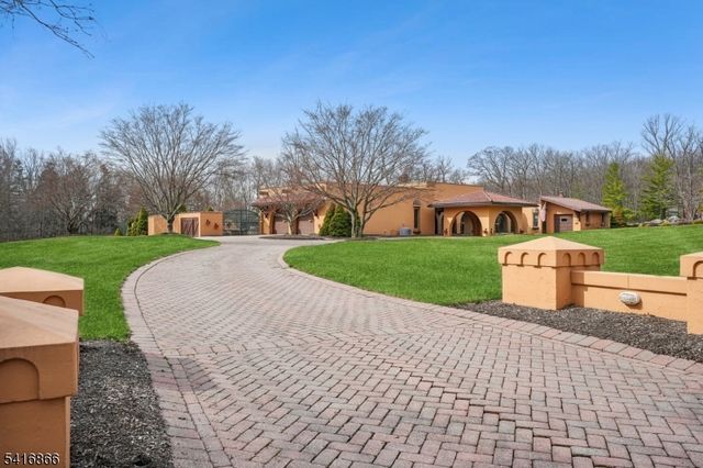 9 Jonathan Smith Rd, Morris Twp., NJ 07960