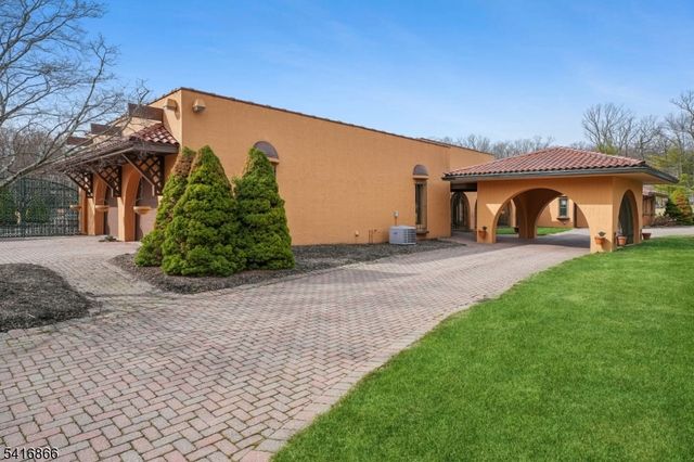 9 Jonathan Smith Rd, Morris Twp., NJ 07960