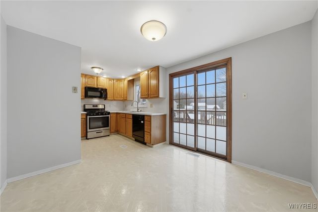 31 Greengage Circle, Amherst, NY 14051