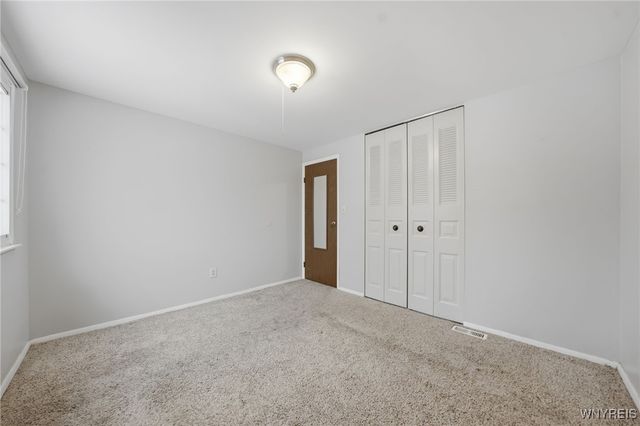 31 Greengage Circle, Amherst, NY 14051