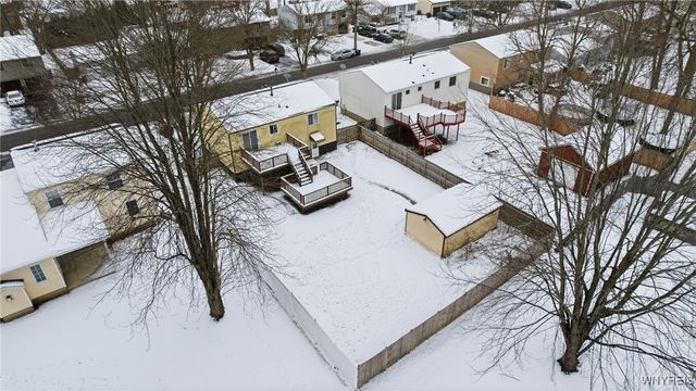 31 Greengage Circle, Amherst, NY 14051