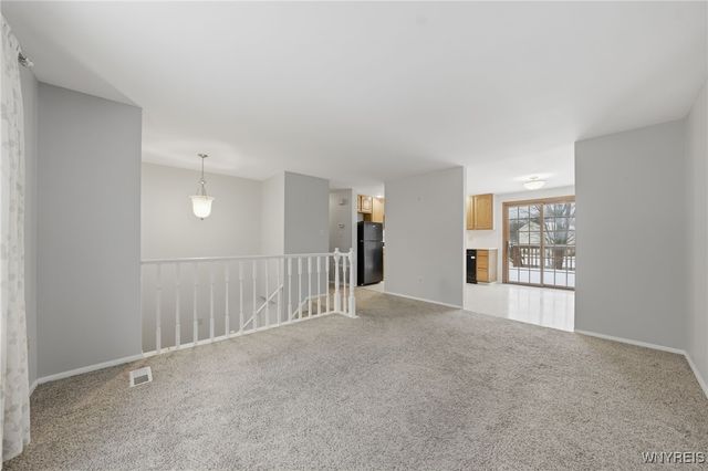 31 Greengage Circle, Amherst, NY 14051