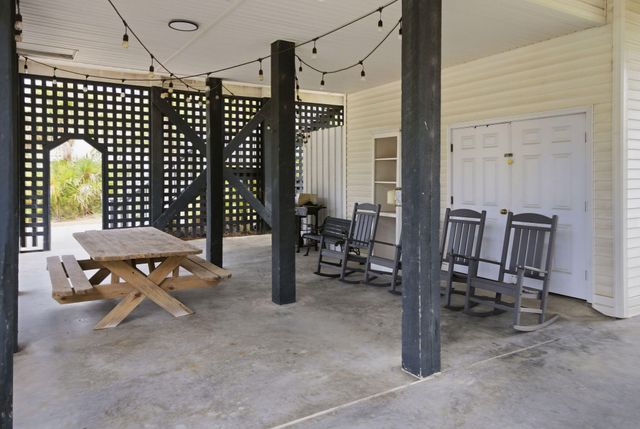 3925 Lybrand Street, Edisto Island, SC 29438