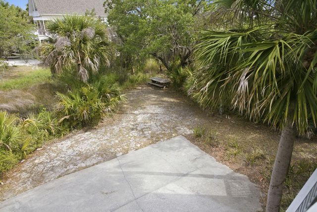 3925 Lybrand Street, Edisto Island, SC 29438
