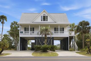 3925 Lybrand Street, Edisto Island, SC 29438