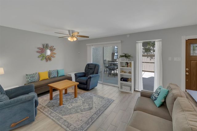 12227 Glenview Drive, Montgomery, TX 77356